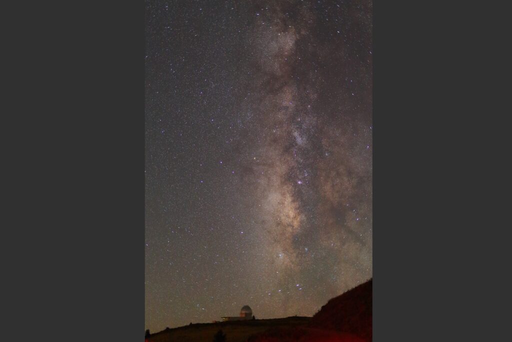 milky_way_over_2.4m